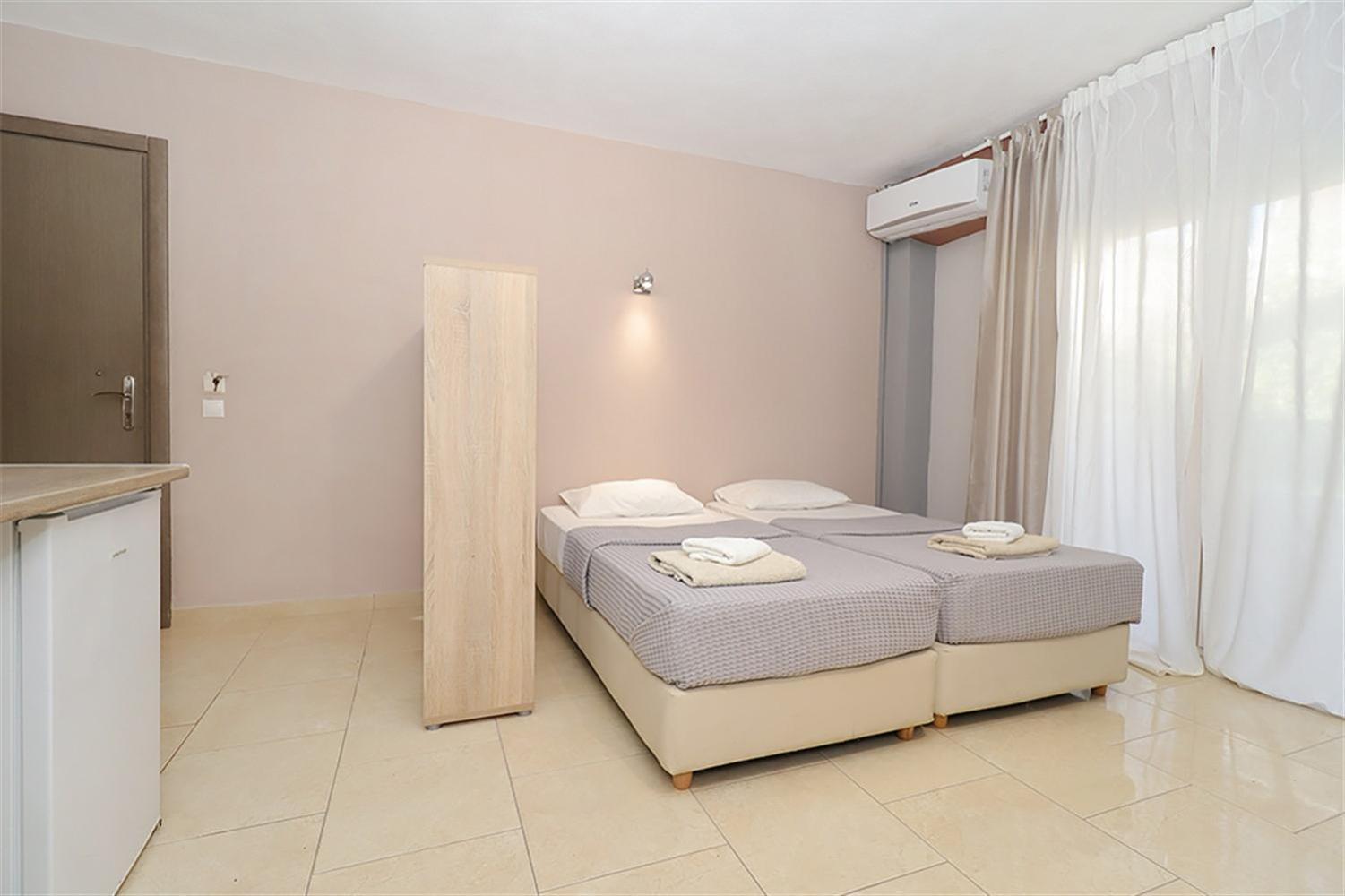 Er.Zo Summer Studios Kallithea  Dış mekan fotoğraf